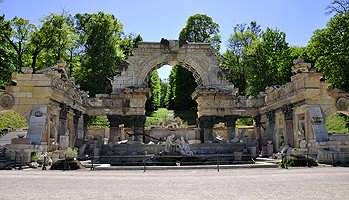 planet-vienna, schloss schönbrunn. die römische ruine