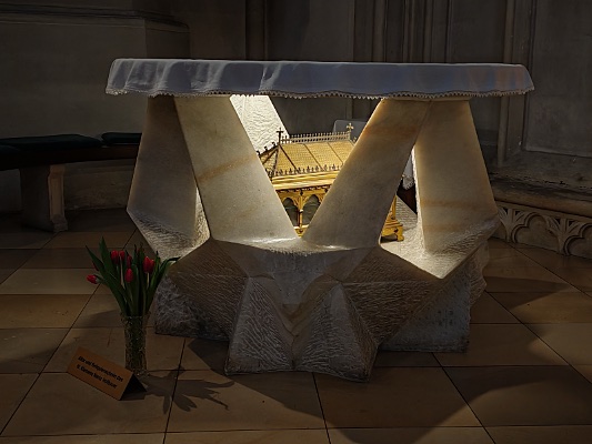 planet-vienna, die kirche maria am gestade in wien, reliquienschrein clemens maria hofbauer