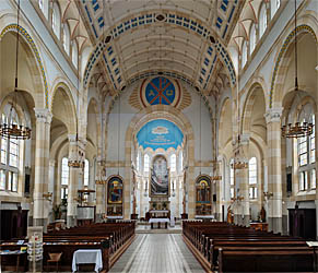 planet-vienna, die Pfarrkirche Neusimmering in wien