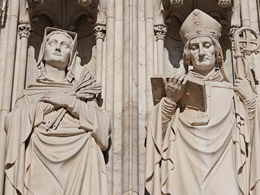 planet-vienna, die votivkirche in wien, portalfiguren